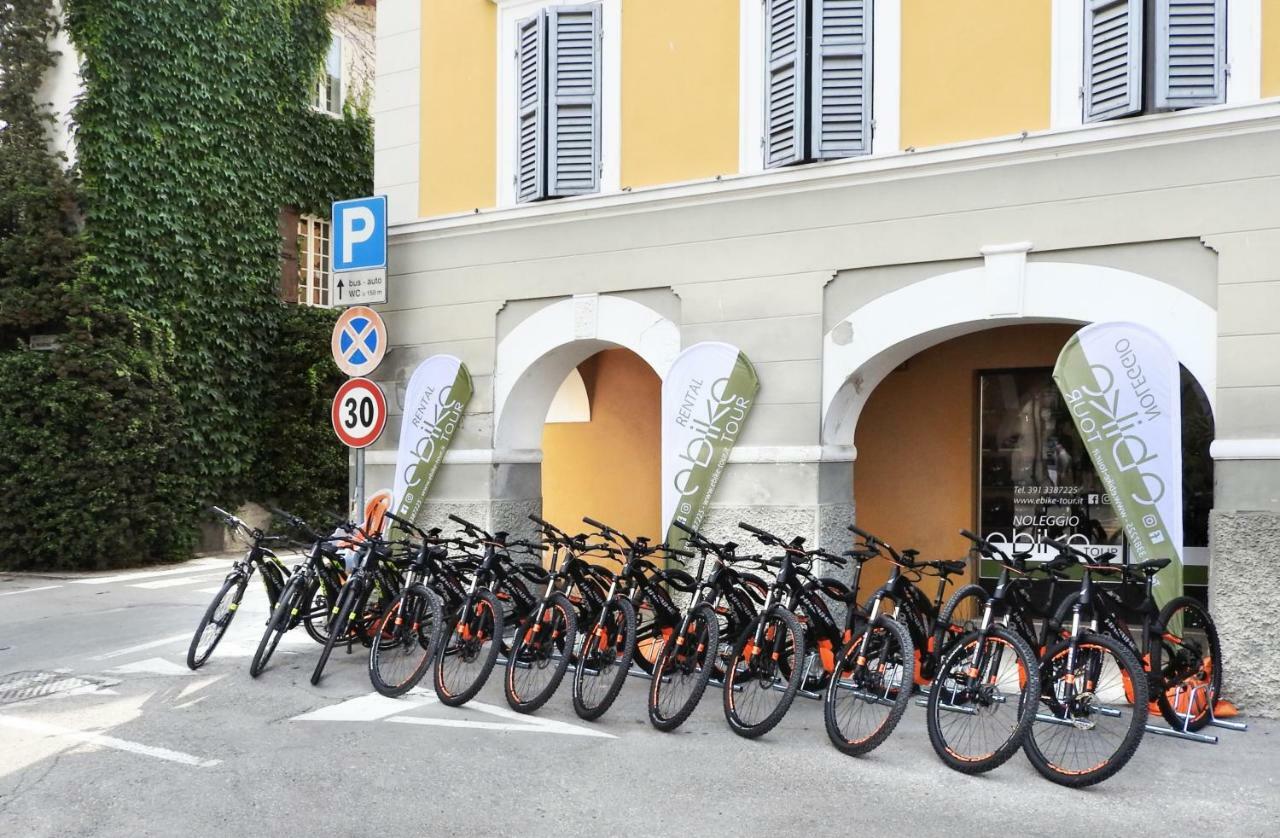La Locanda Del Borgo Torrechiara Exteriér fotografie